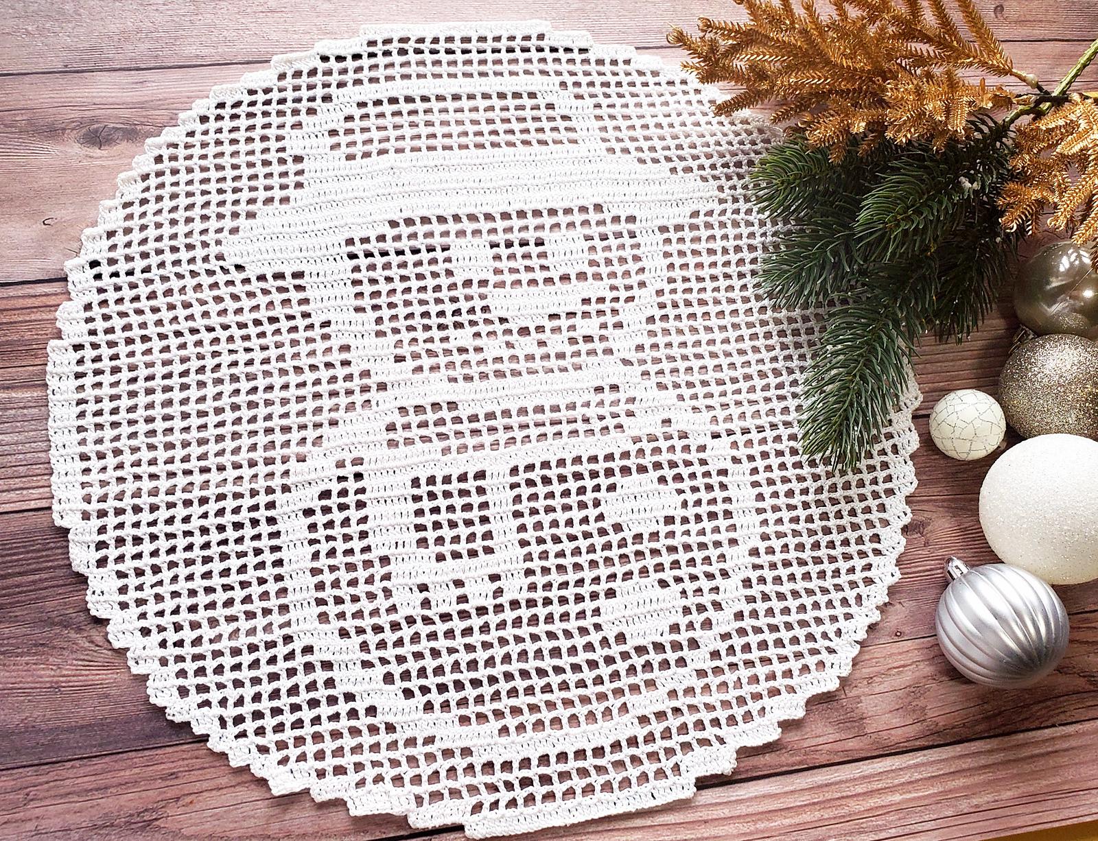 Snowman Doily