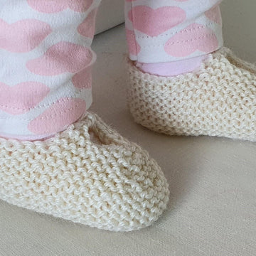 Anita - 8ply baby shoes or slippers
