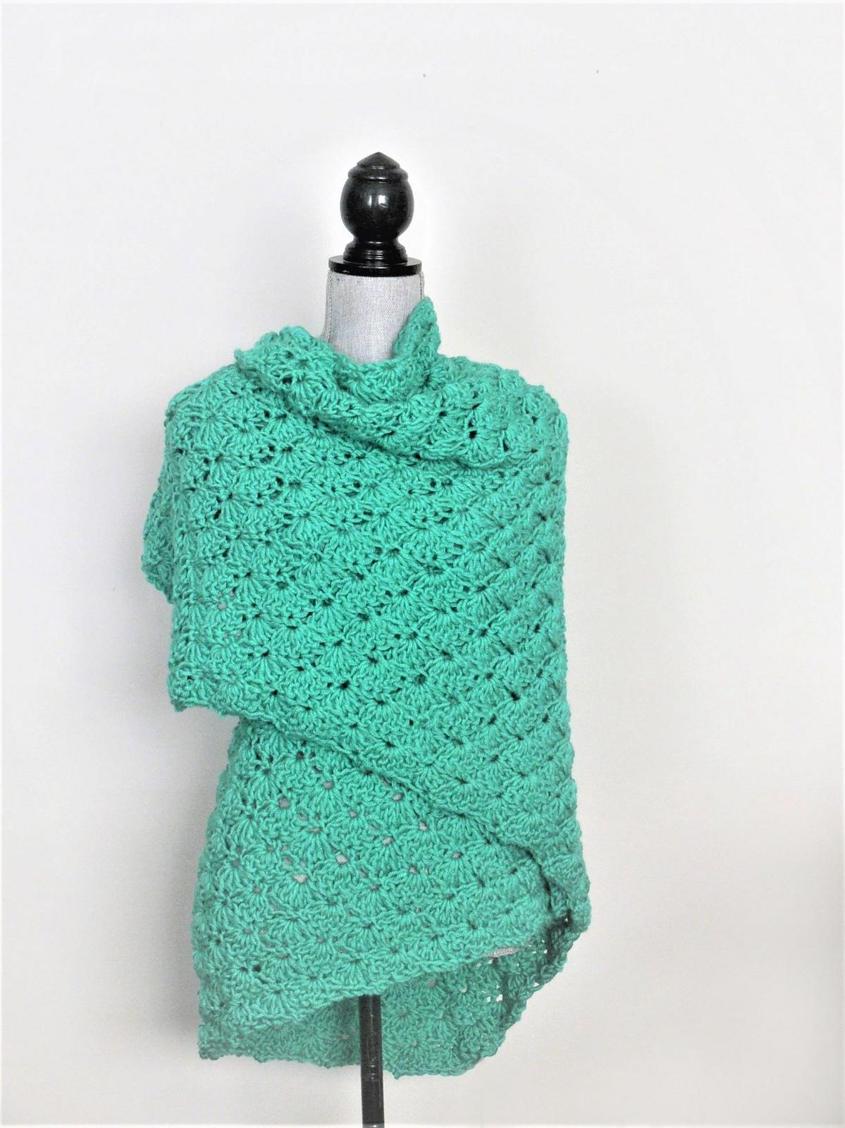 Lacey Shawl # 366