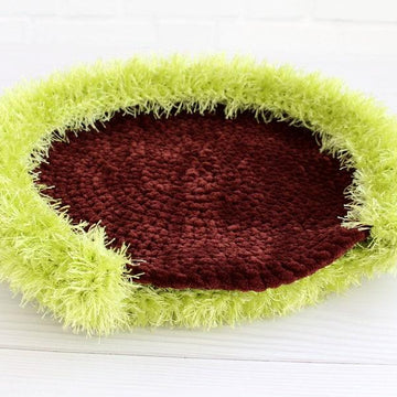 Reptile hide Hobbit hole pet bed
