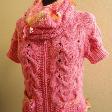 #135 Babe Hello Kitty Zip-Front Cardigan