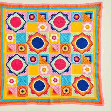 Hayfield DayTripper Picnic Blanket CAL 12 Ball Colour Pack