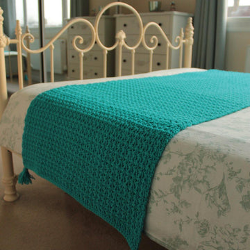 Valentina Bed Runner