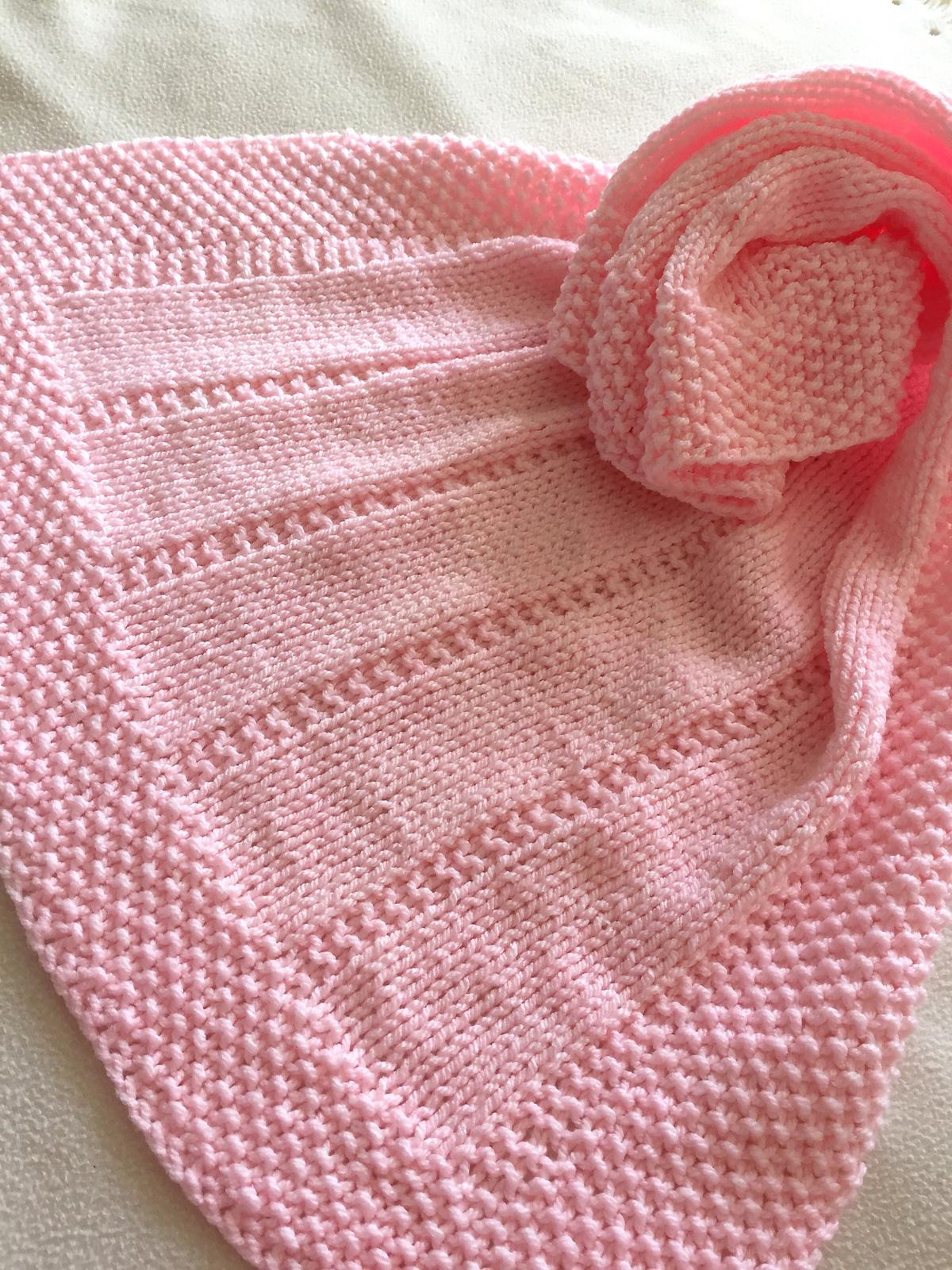 Easy Baby Blanket ~  Chunky, Aran or DK