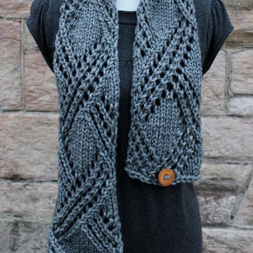 Crossing lace scarf