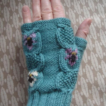 Cable and violets fingerless mitts/gloves