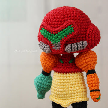 Samus & Mini Metroid-Inspired Amigurumi – Fanart Crochet PDF