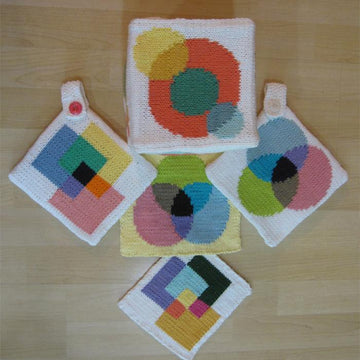 KGeometry: Cube Tea Cozy with Circles