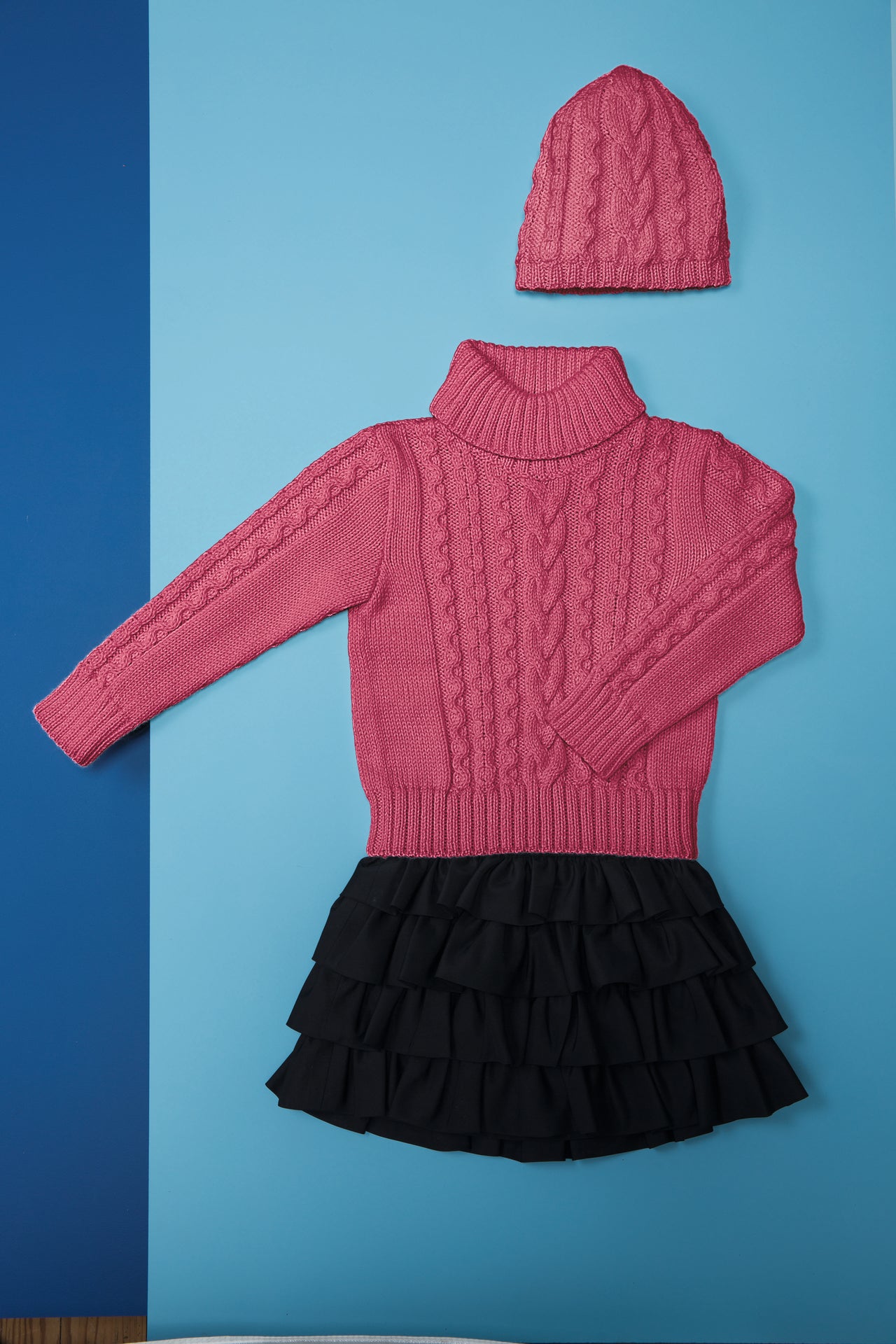 Sweater and Hat in Bergere de France Ideal - 72680-04 - Downloadable PDF