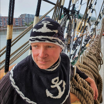 Off to Sea cowl and hat set