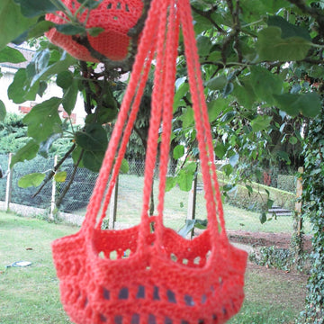 Hanging basket