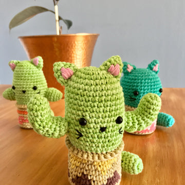 Cat-tus. Amigurumi cactus shaped as a kitty cat