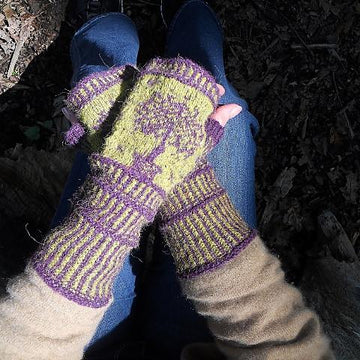 Topiary Fingerless Mitts