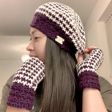 Classy Houndstooth Mitts