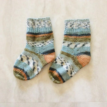 Simple Self-Striping Socks