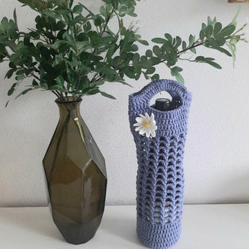 Crochet Wine Gift bag with daisy/poppy flower