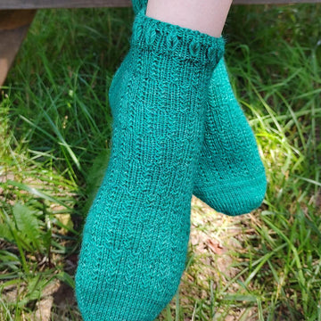 Spikelet Socks