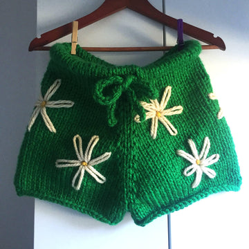 Embroidered Daisy Chunky Shorts