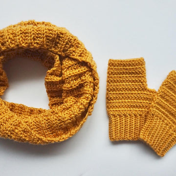 Honeysuckle Herringbone Mittens