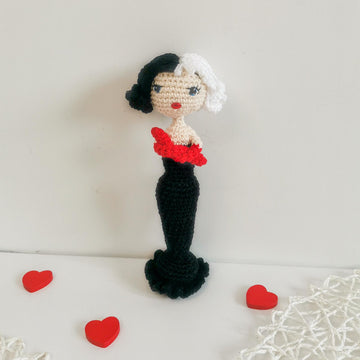 The Fashion Icon Doll