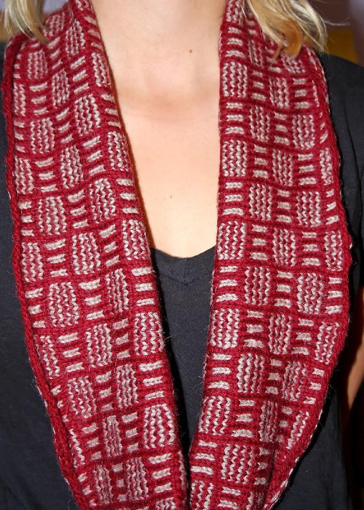 Woven basket cowl