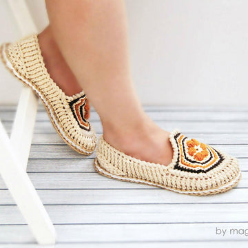 Hexagon slippers