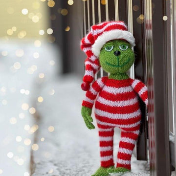 Baby Grinch Christmas knitting pattern