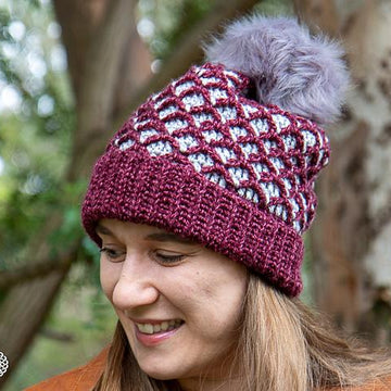 Reversible Diamonds Hearts Hat