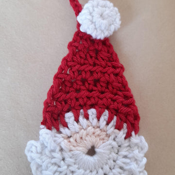 Santa's Christmas garland