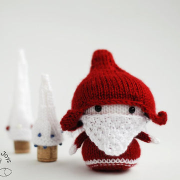 Small Santa Gnome. Tanoshi family Toy.