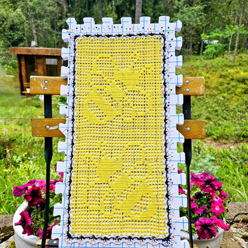 Bee Table Runner