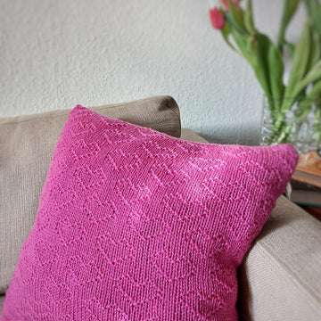 Tiny Heart Cushion