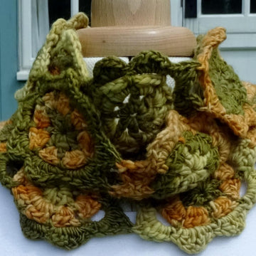 Floral Autumn Cowl