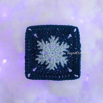 Small Snowflake Granny Square