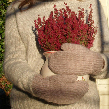 Nora mittens