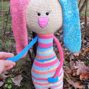 Scrap yarn Bunny