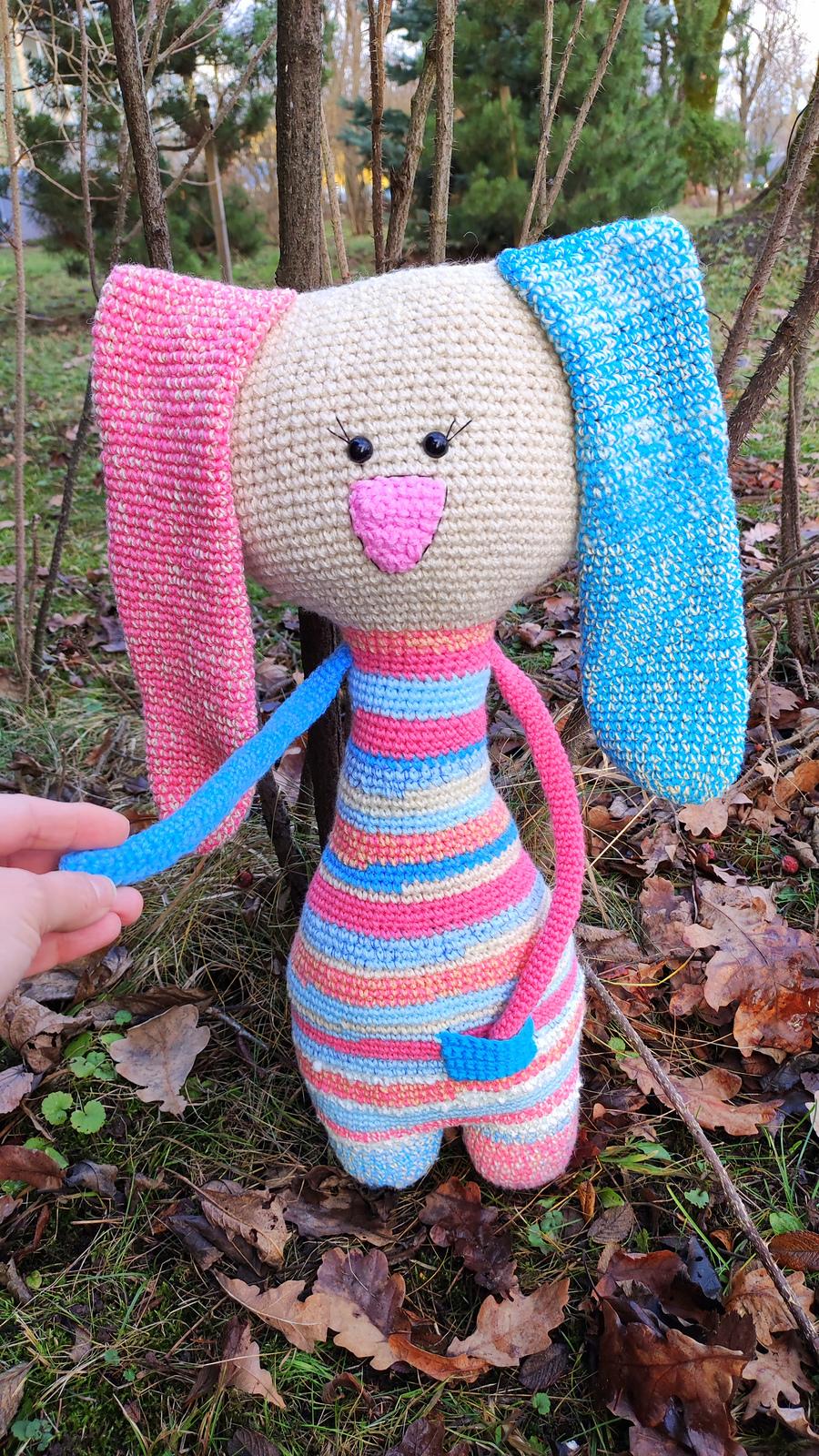 Scrap yarn Bunny