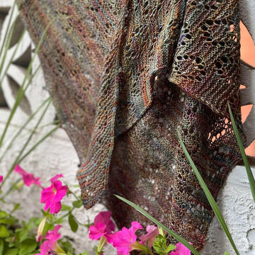Mandragora Shawlette