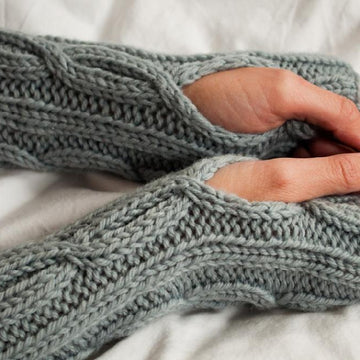 Kare Knits' Cable Twist Arm/Wrist Warmers