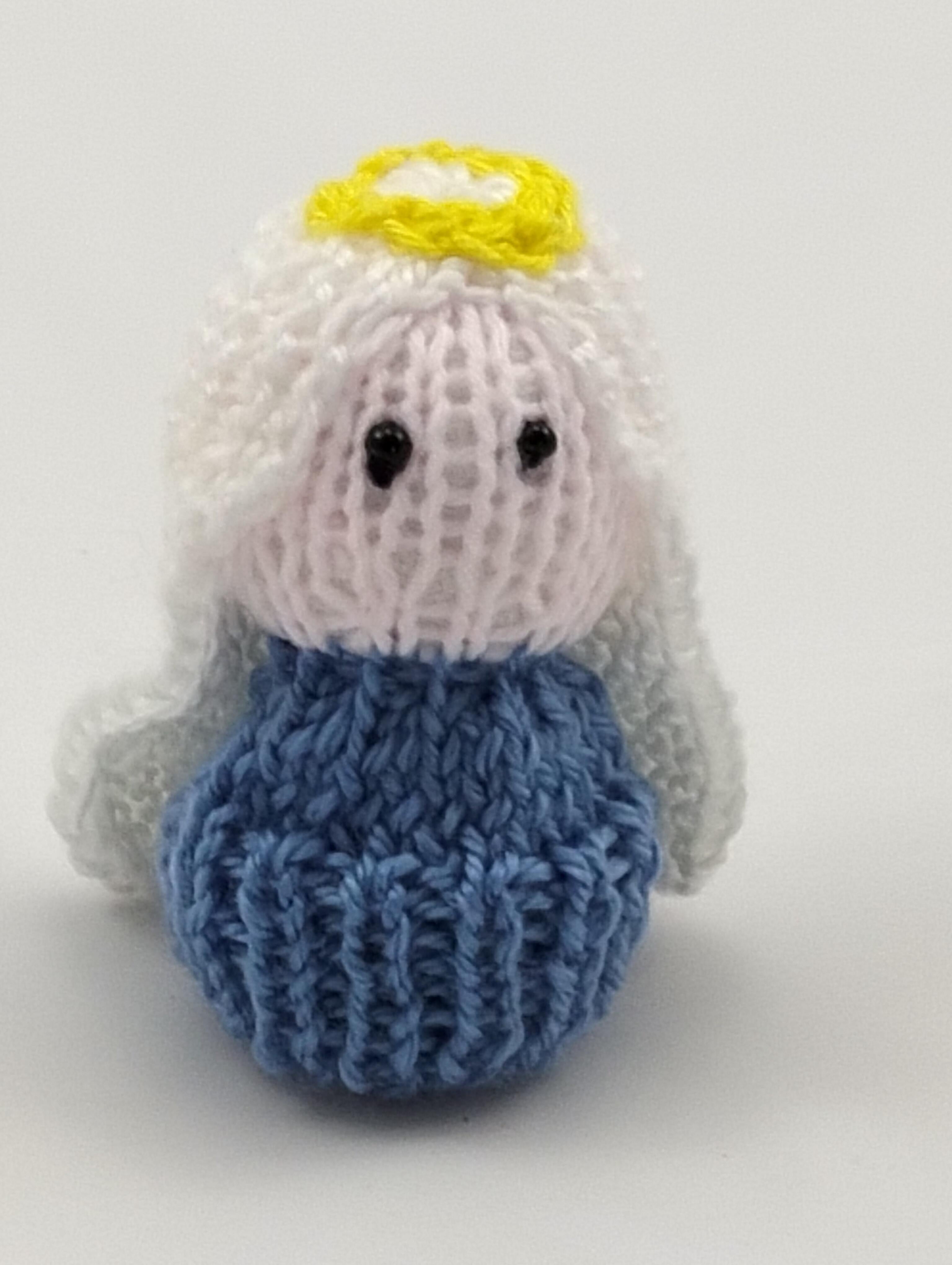 Knitivity Ferrero Cosies - Holy Family