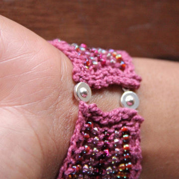 Stereo Cuff