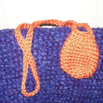 Small Hands-free Soft Neck Pouch