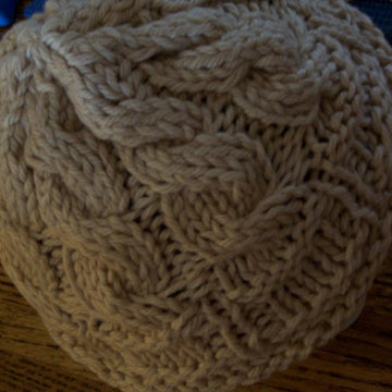 Malcolum's Cluthar (cozy blanket), cap and toy cube