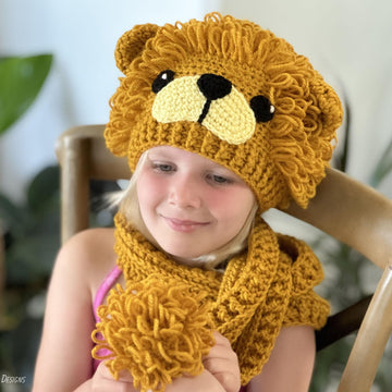 The Roaring Lion Hat and Scarf