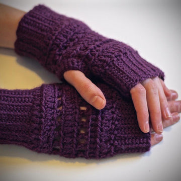 Riding the Rails Ribbed Fingerless Mitts