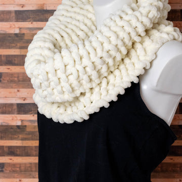 Squishy Super Chunky Cowl