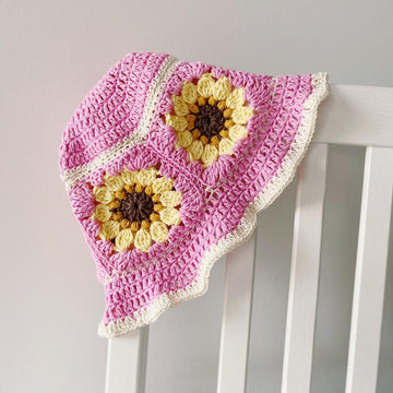 Sunflower bucket hat