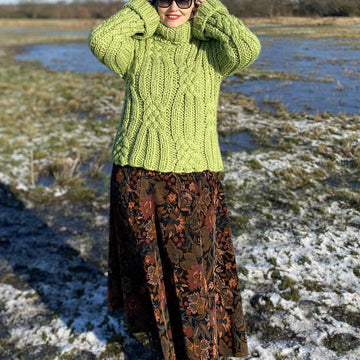 Play with Cables Pullover