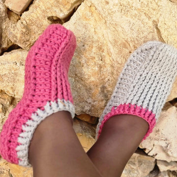 Cozy crochet slippers socks for adults and kids pattern S3