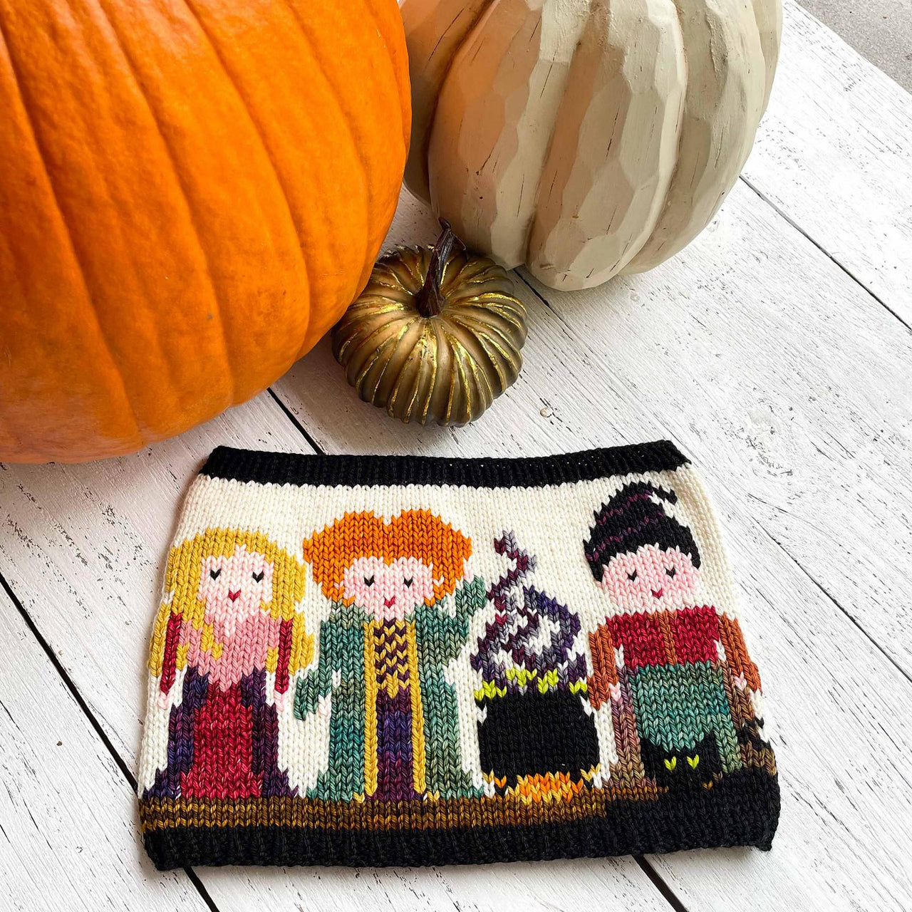 The Sisters Cowl